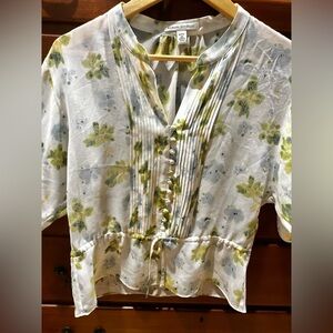 Banana Republic Floral blouse